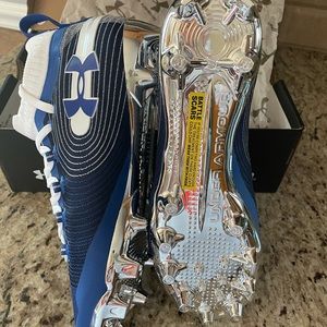 Under Armour Foorball Cleats